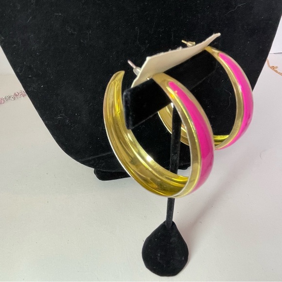 Vintage Funky Large 70s Hoop Earrings - 2 Pair - Picture 10 of 13